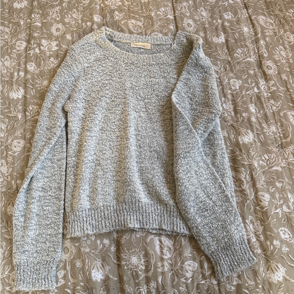 Women's Gray Sweater